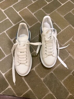 Alexander McQueen White Leather Sneakers with Gray Heel